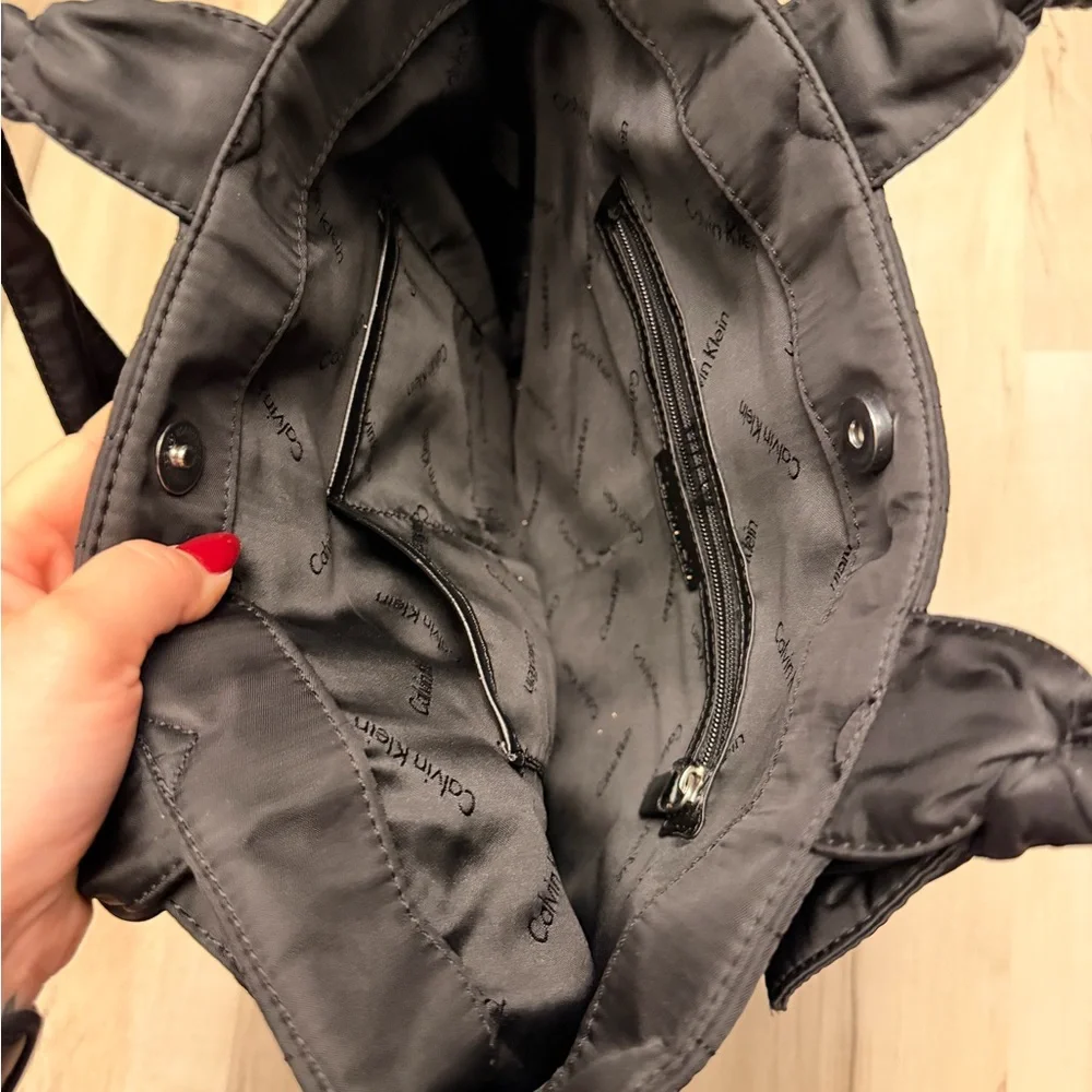 Calvin Klein Black Quilted Tote Bag - Picture 4 of 4
